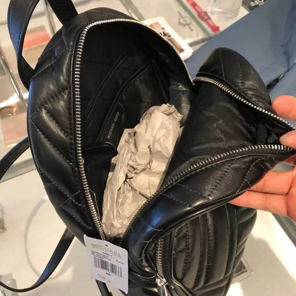 MICHAEL KORS ABBEY MEDIUM BACKPACK BAG - Picture 8 of 10